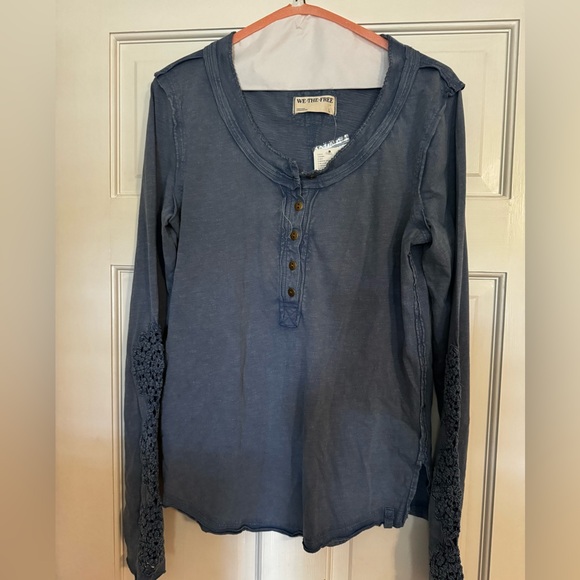 NWT! Free People long sleeve tee - Picture 5 of 5